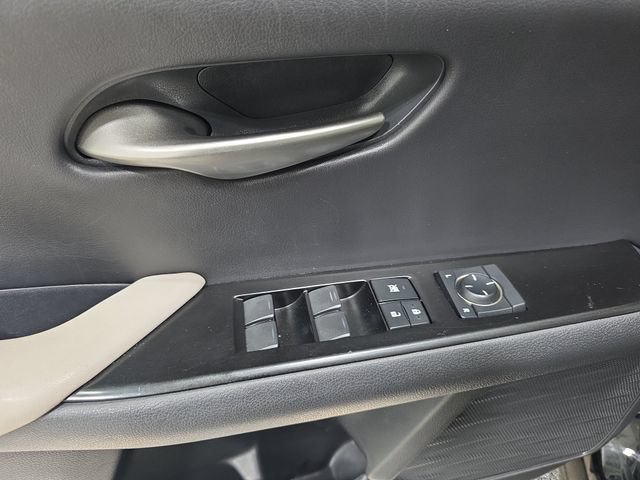 Used 2020 Lexus UX 250h w/ Premium Package AWD/4WD image 28