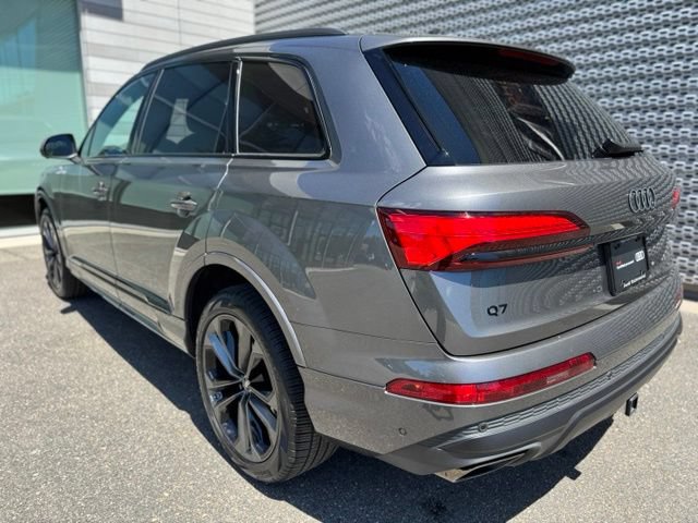 Certified 2025 Audi Q7 3.0T Premium Plus AWD/4WD image 3