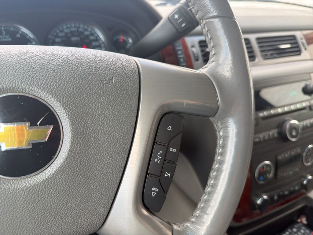 Used 2011 Chevrolet Suburban LT w/ Luxury Package image 14