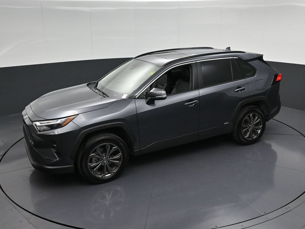 Used 2025 Toyota RAV4 XLE Premium w/ Weather Package AWD/4WD image 24