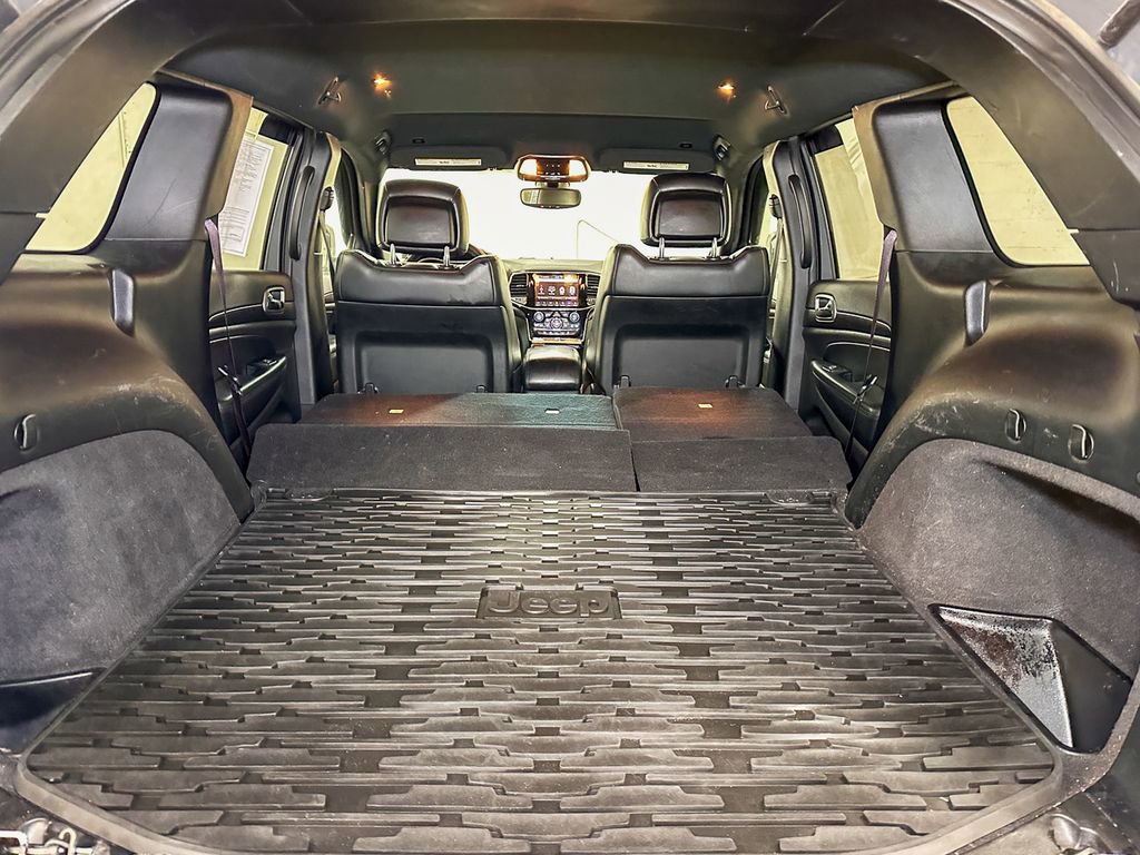 Used 2019 Jeep Grand Cherokee Altitude image 22