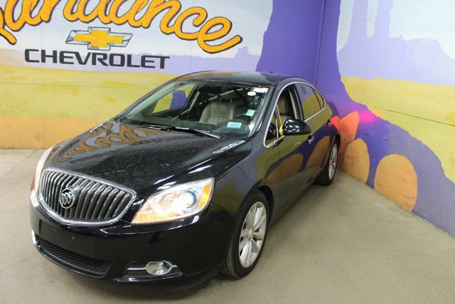 Used 2017 Buick Verano Leather w/ Experience Buick Package FWD image 4