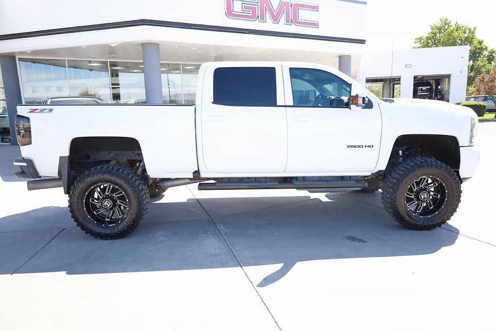 Used 2017 Chevrolet Silverado 2500 LTZ w/ Duramax Plus Package image 7