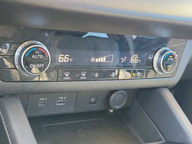 Used 2024 Mitsubishi Outlander SE FWD image 33