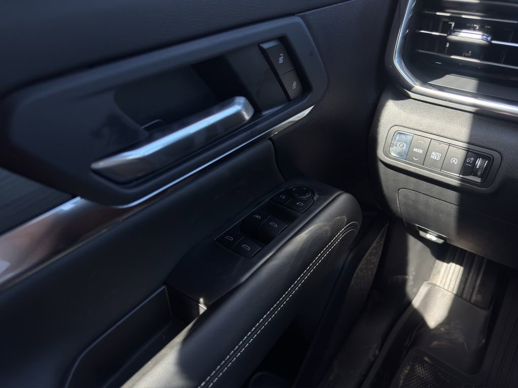 New 2026 GMC Terrain Elevation w/ LPO, Floor Liner Package image 12