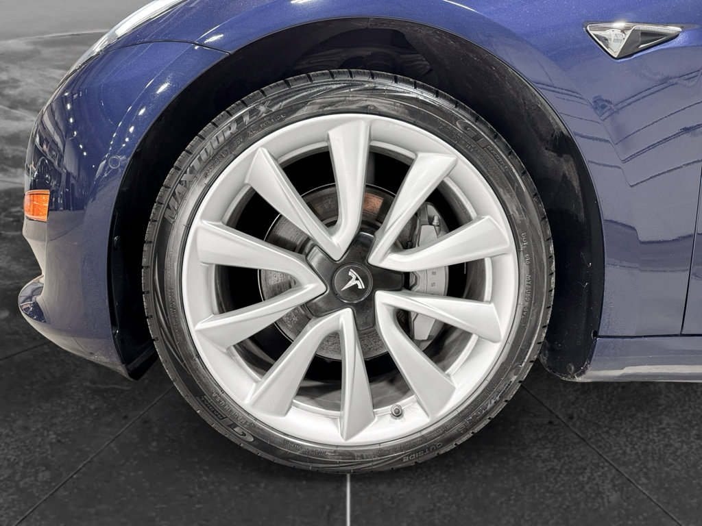 Used 2018 Tesla Model 3 Long Range image 29