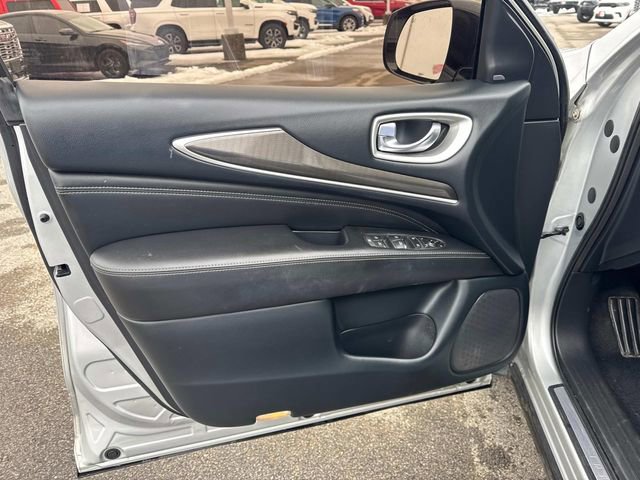 Used 2020 INFINITI QX60 Pure image 20