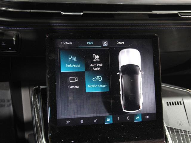 New 2025 Cadillac Escalade IQ Sport 1 w/ Smart Trailering package image 17