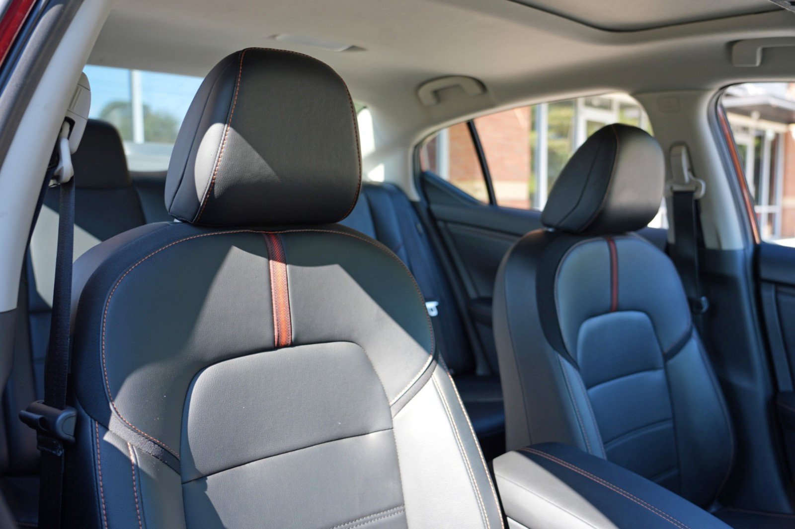 Used 2023 Nissan Sentra SR w/ SR Premium Package FWD image 34