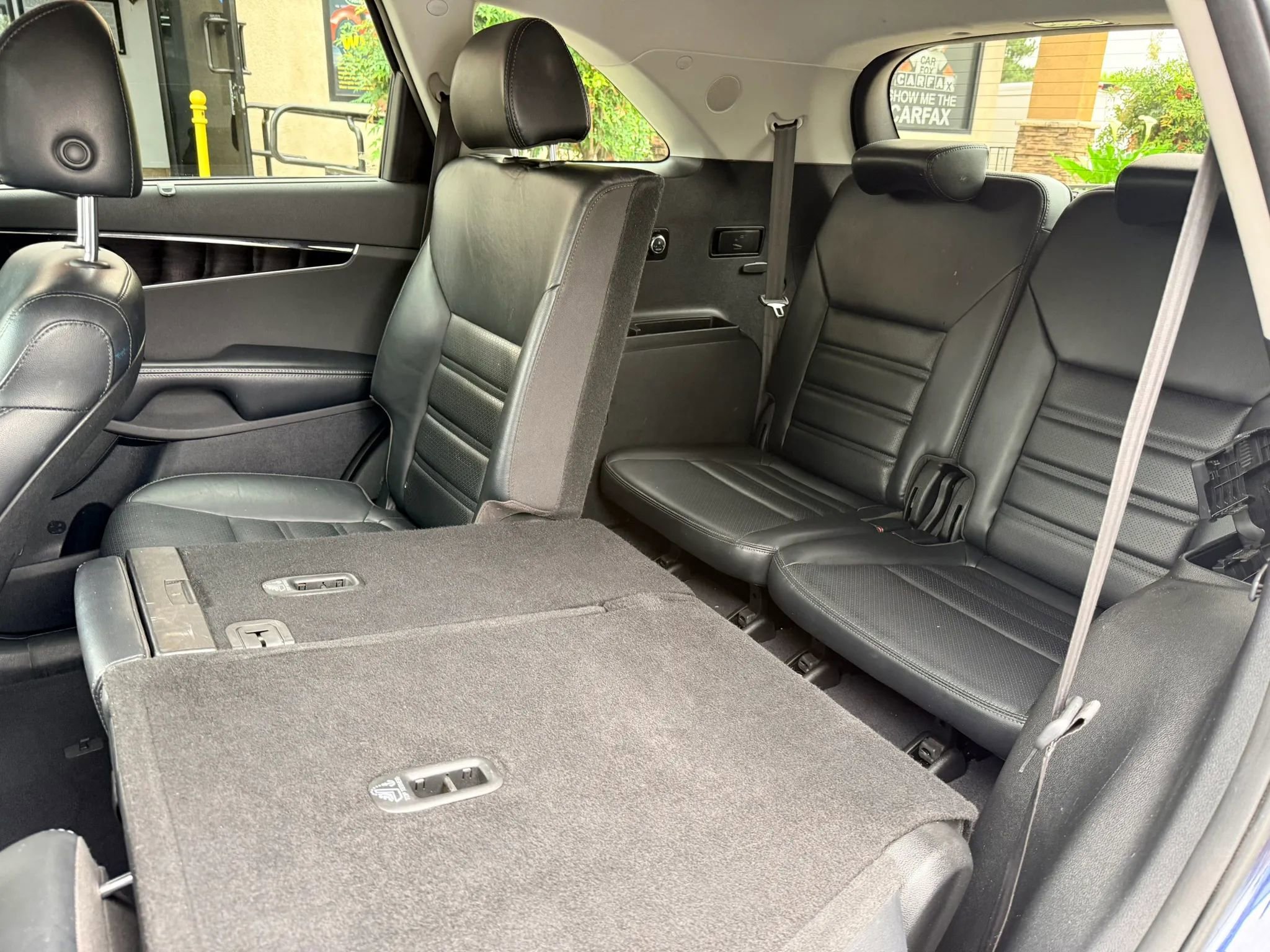 Used 2019 Kia Sorento EX w/ EX Touring Package FWD image 14