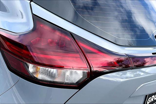 Certified 2023 Nissan Kicks SR image 29