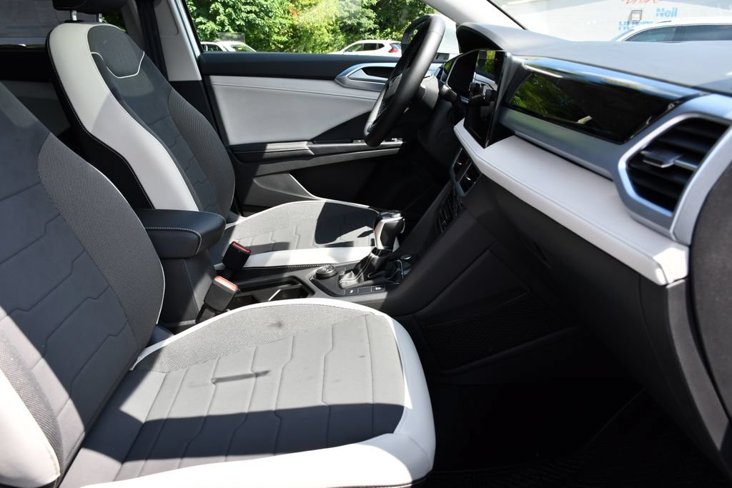 New 2026 Volkswagen Taos SE AWD/4WD image 33