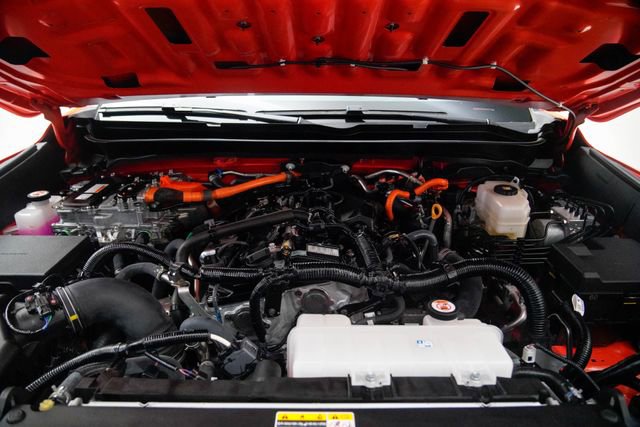 Used 2024 Toyota Tacoma TRD Sport AWD/4WD image 10