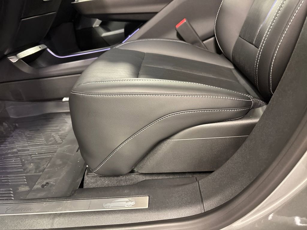 New 2026 Cadillac Lyriq Premium Sport image 31