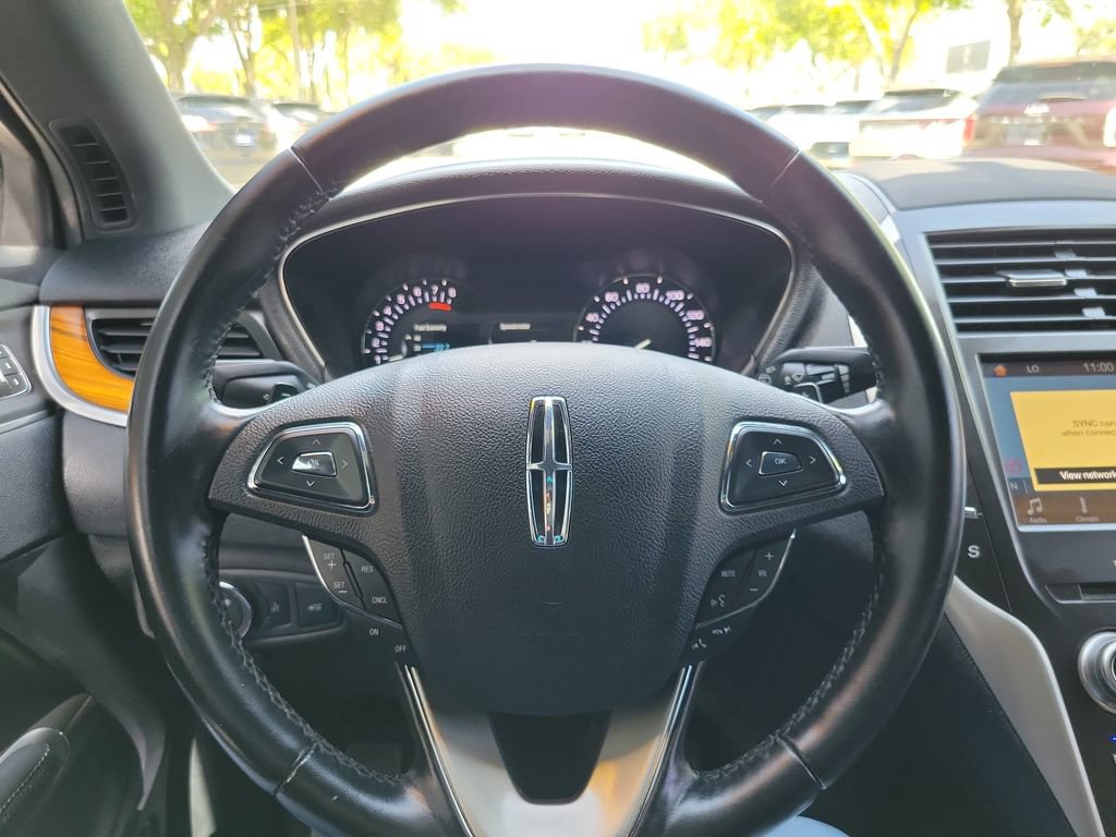 Used 2019 Lincoln MKC Select w/ Select Plus Package FWD image 19
