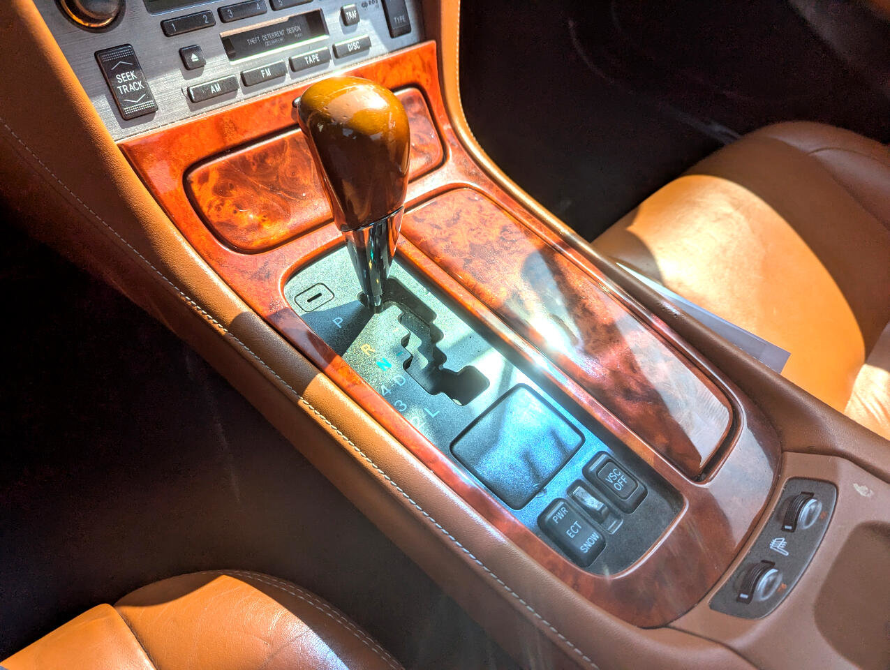 Used 2004 Lexus SC 430 Convertible image 22