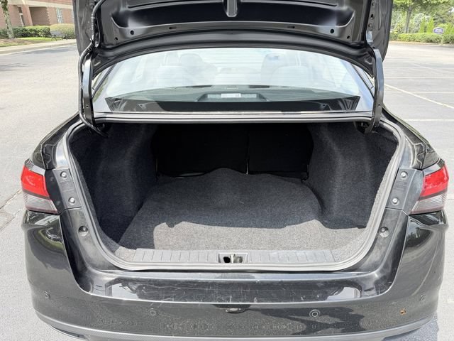 Used 2024 Nissan Versa SV FWD image 33