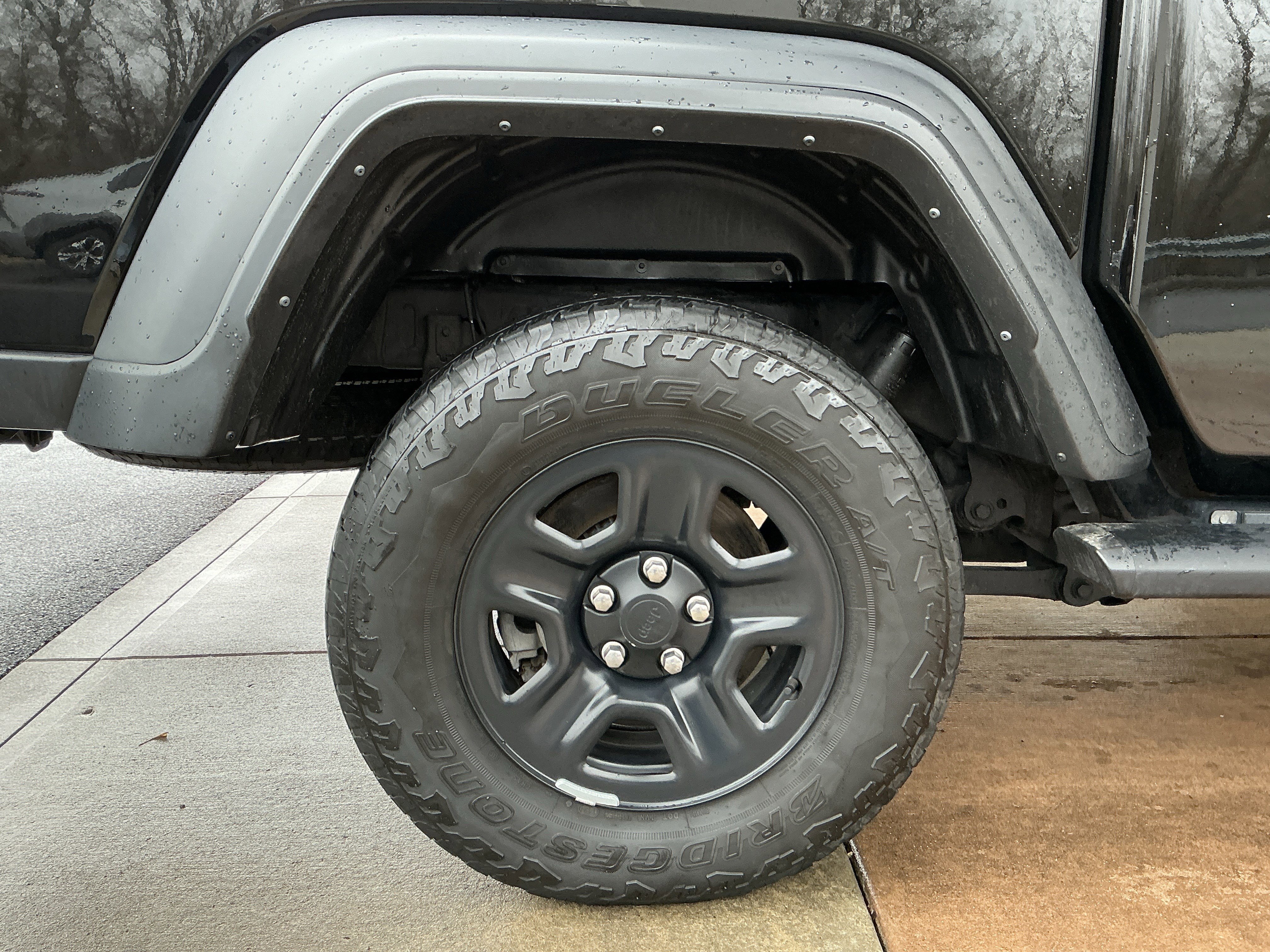 Used 2021 Jeep Gladiator Sport image 29