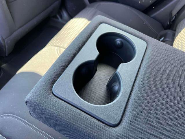 Used 2025 Chevrolet Equinox LT w/ Safety and Technology Package image 12