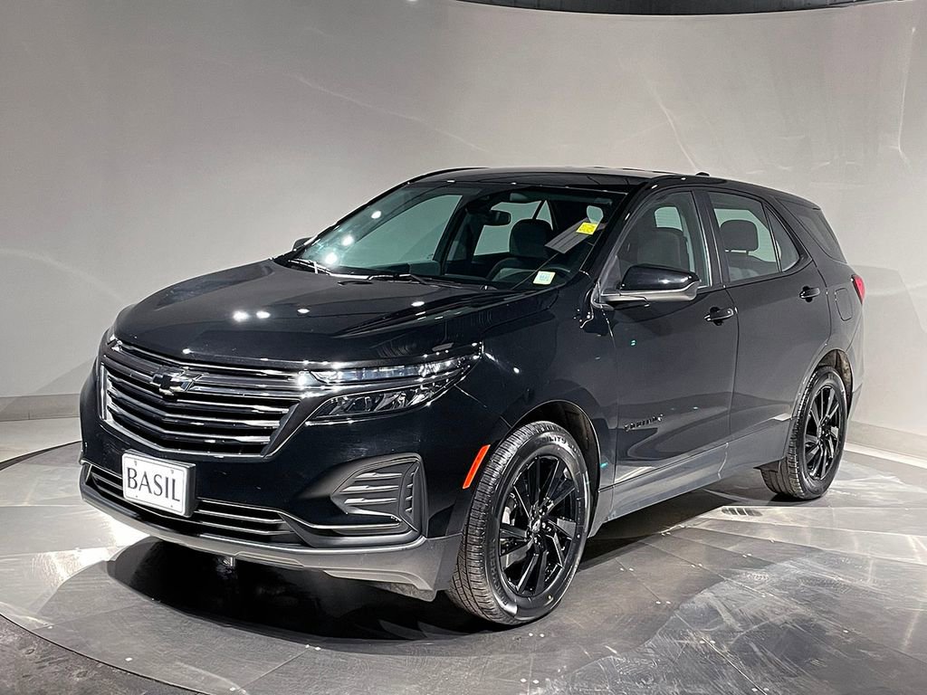 Used 2023 Chevrolet Equinox LS w/ Midnight Edition image 8