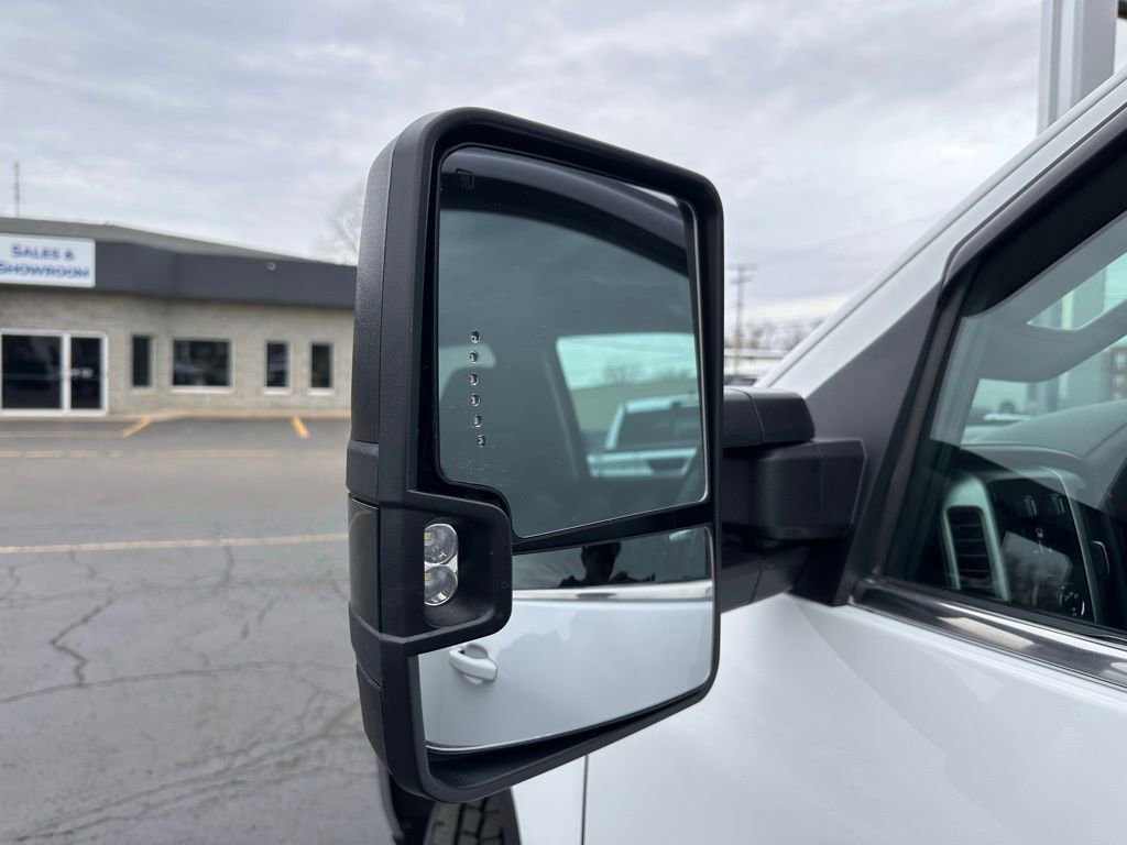 Used 2018 GMC Sierra 2500 SLE w/ Snow Plow Prep Package AWD/4WD image 9