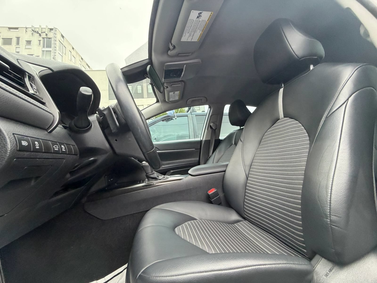 Used 2021 Toyota Camry SE FWD image 24