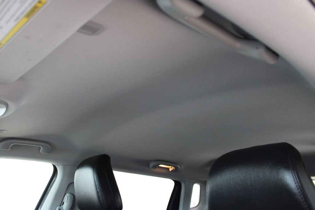 Used 2022 Jeep Compass Limited AWD/4WD image 27