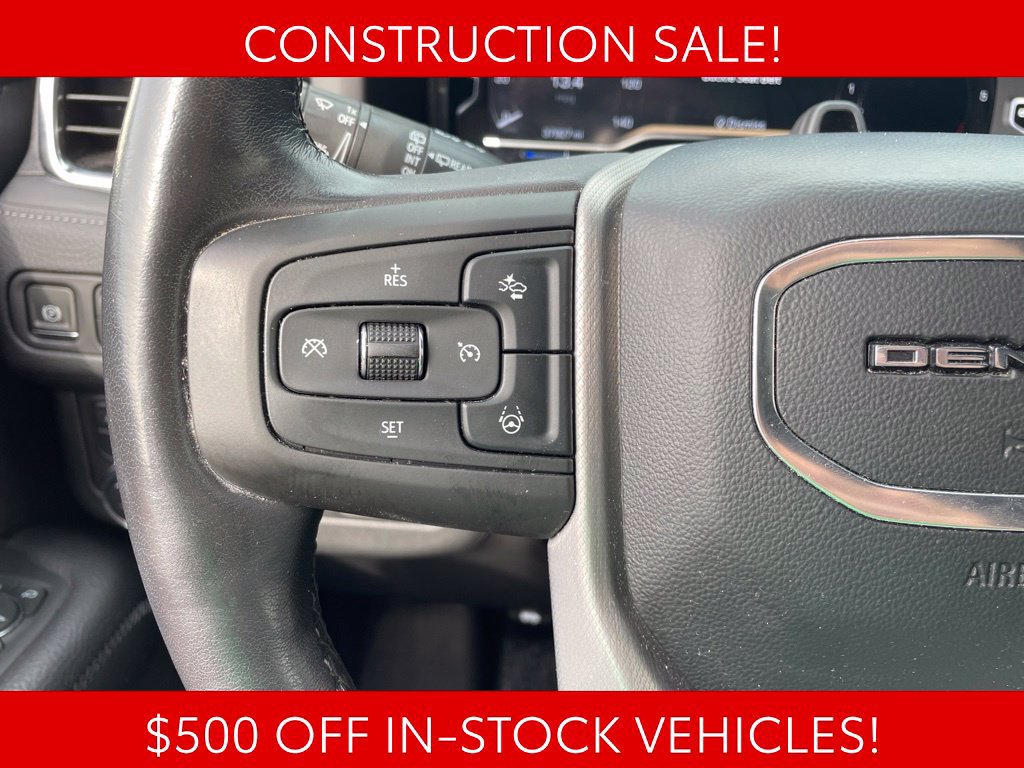 Used 2023 GMC Yukon Denali w/ Advanced Technology Package AWD/4WD image 40