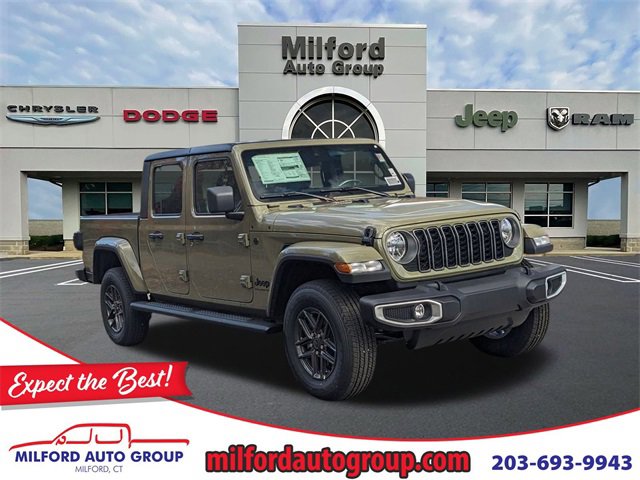 New 2025 Jeep Gladiator Sport