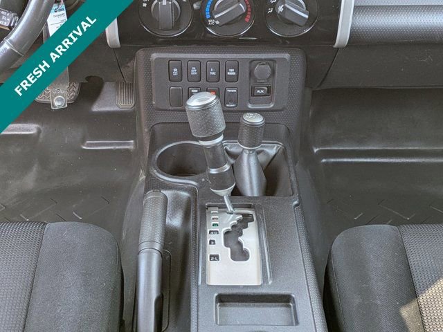 Used 2010 Toyota FJ Cruiser 4WD image 19