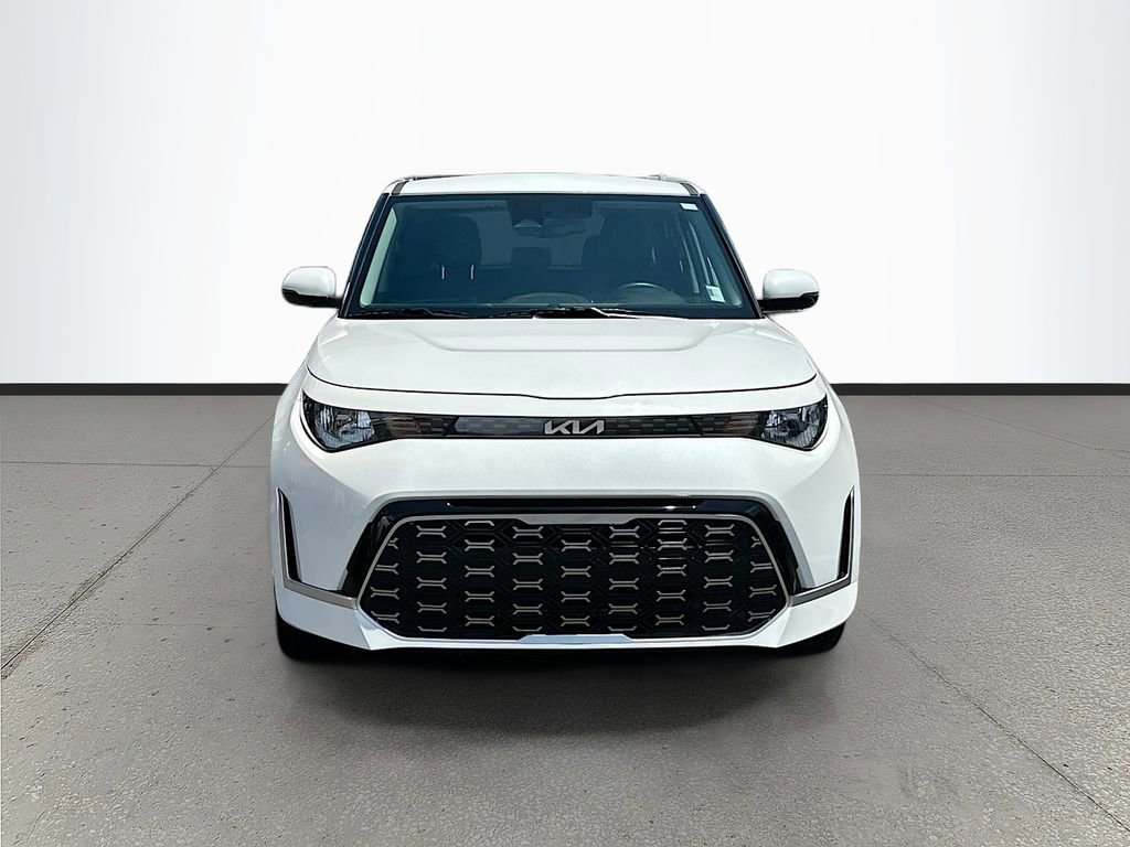 Used 2025 Kia Soul GT-Line FWD image 2