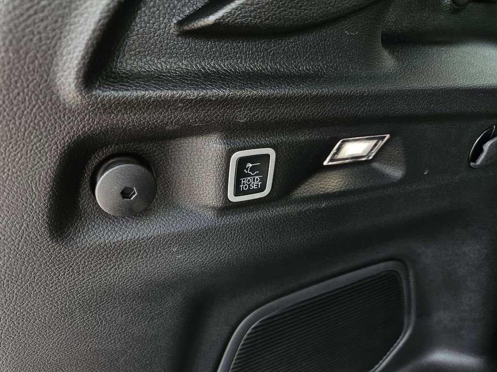 New 2026 Jeep Grand Cherokee L Limited image 10