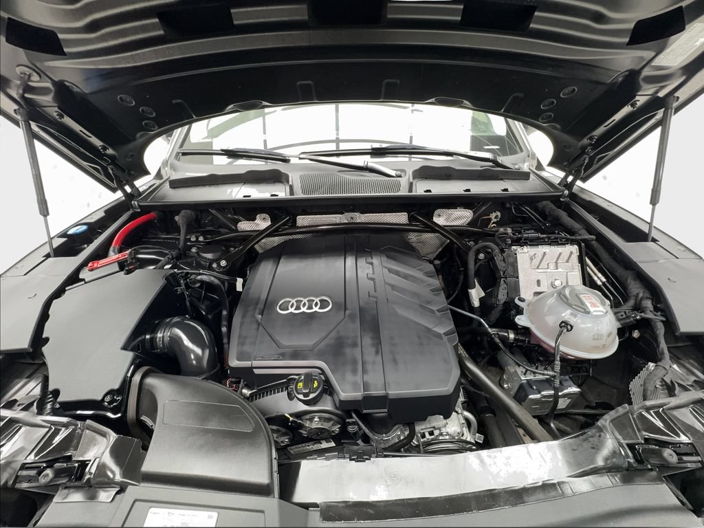 Used 2023 Audi Q5 2.0T Premium w/ Convenience Package AWD/4WD image 19