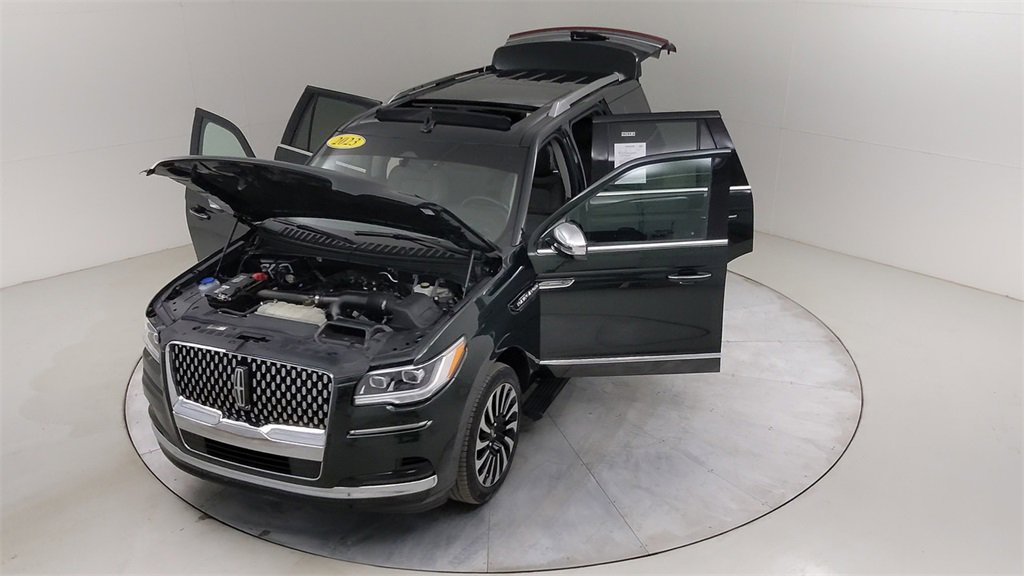 Used 2023 Lincoln Navigator Black Label image 49