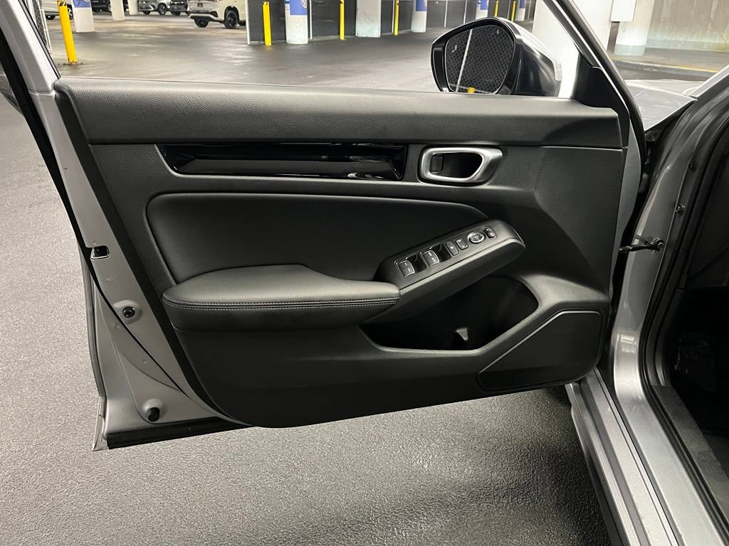 Used 2024 Honda Civic EX-L image 17