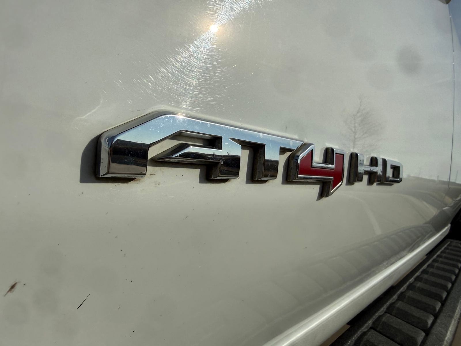 Used 2021 GMC Sierra 3500 AT4 w/ AT4 Premium Plus Package image 14