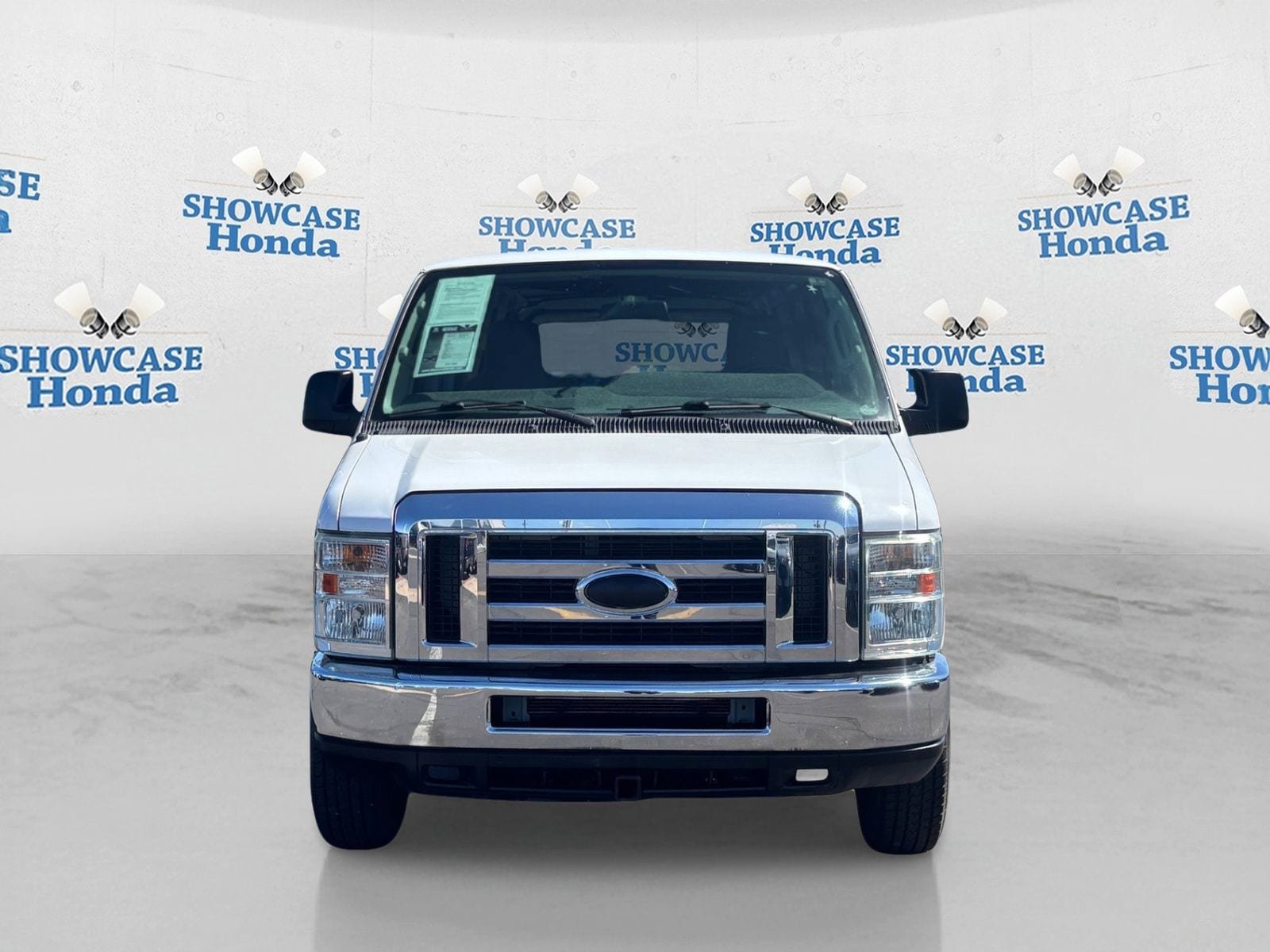 Used 2014 Ford E-250 and Econoline 250 w/ Power Group image 6