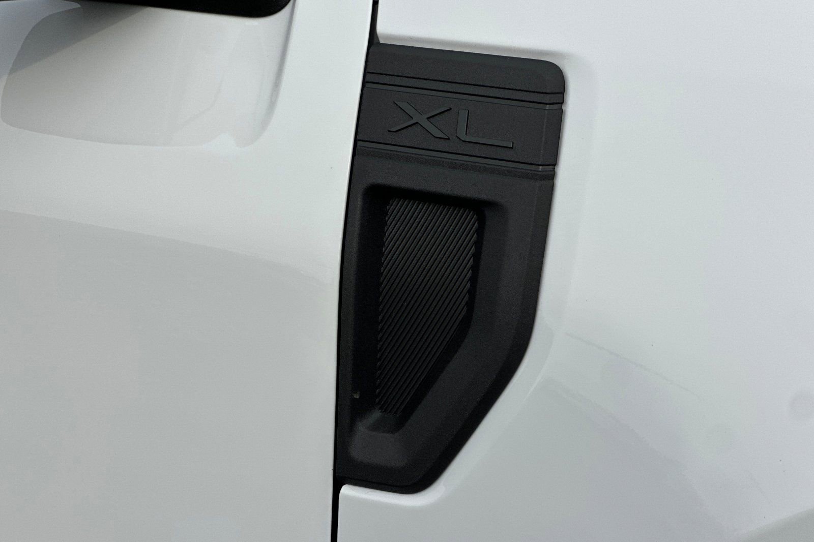 New 2026 Ford Maverick XL image 23