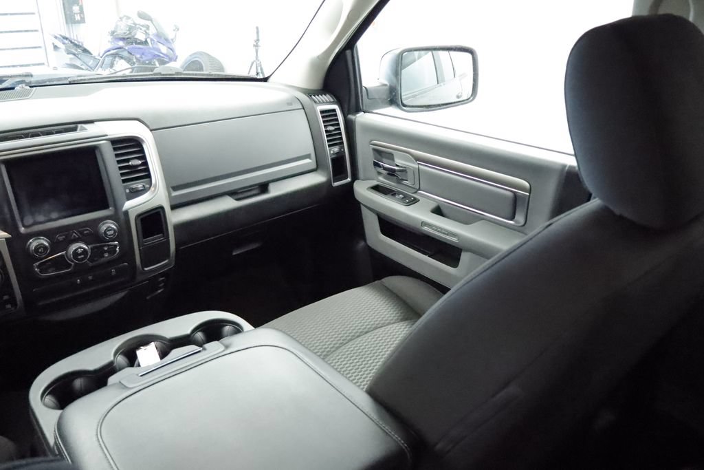 Certified 2019 RAM 1500 Warlock w/ Electronics Group AWD/4WD image 19