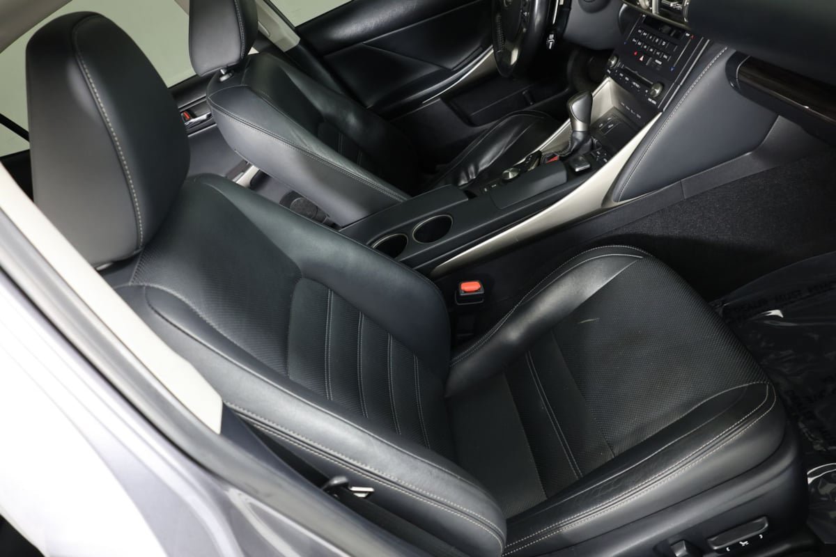 Used 2015 Lexus IS 350 AWD w/ Luxury Package image 41