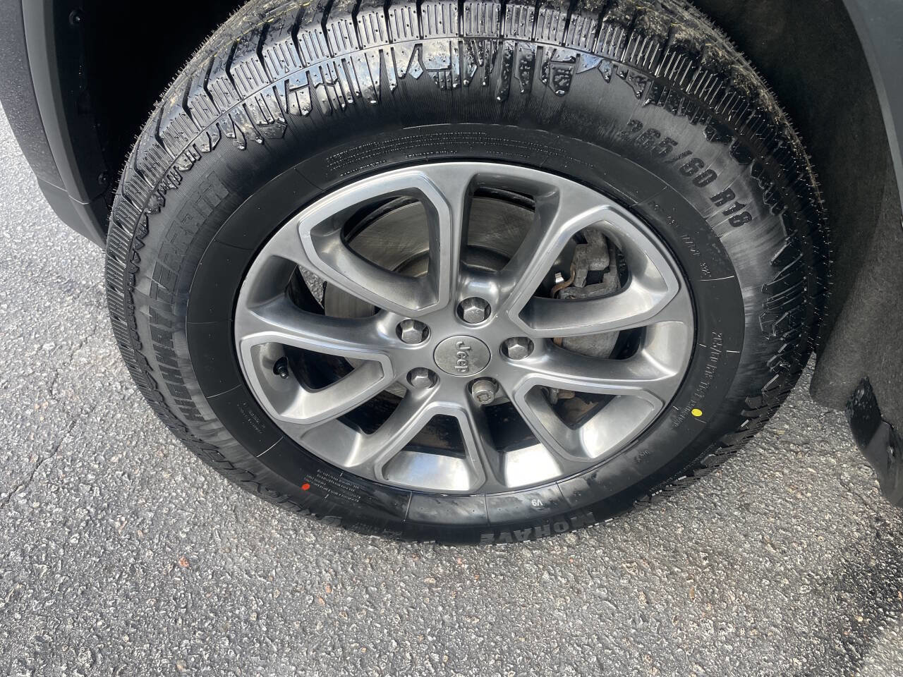 Used 2014 Jeep Grand Cherokee Limited image 24