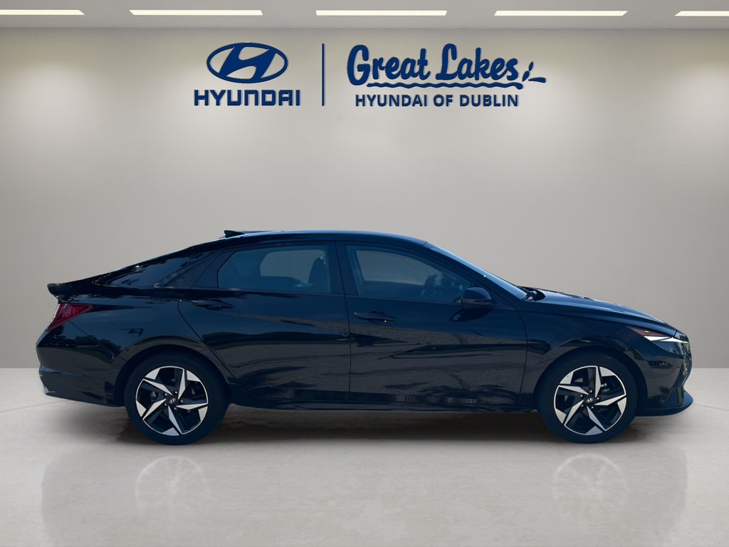 Used 2023 Hyundai Elantra SEL w/ Convenience Package FWD image 6