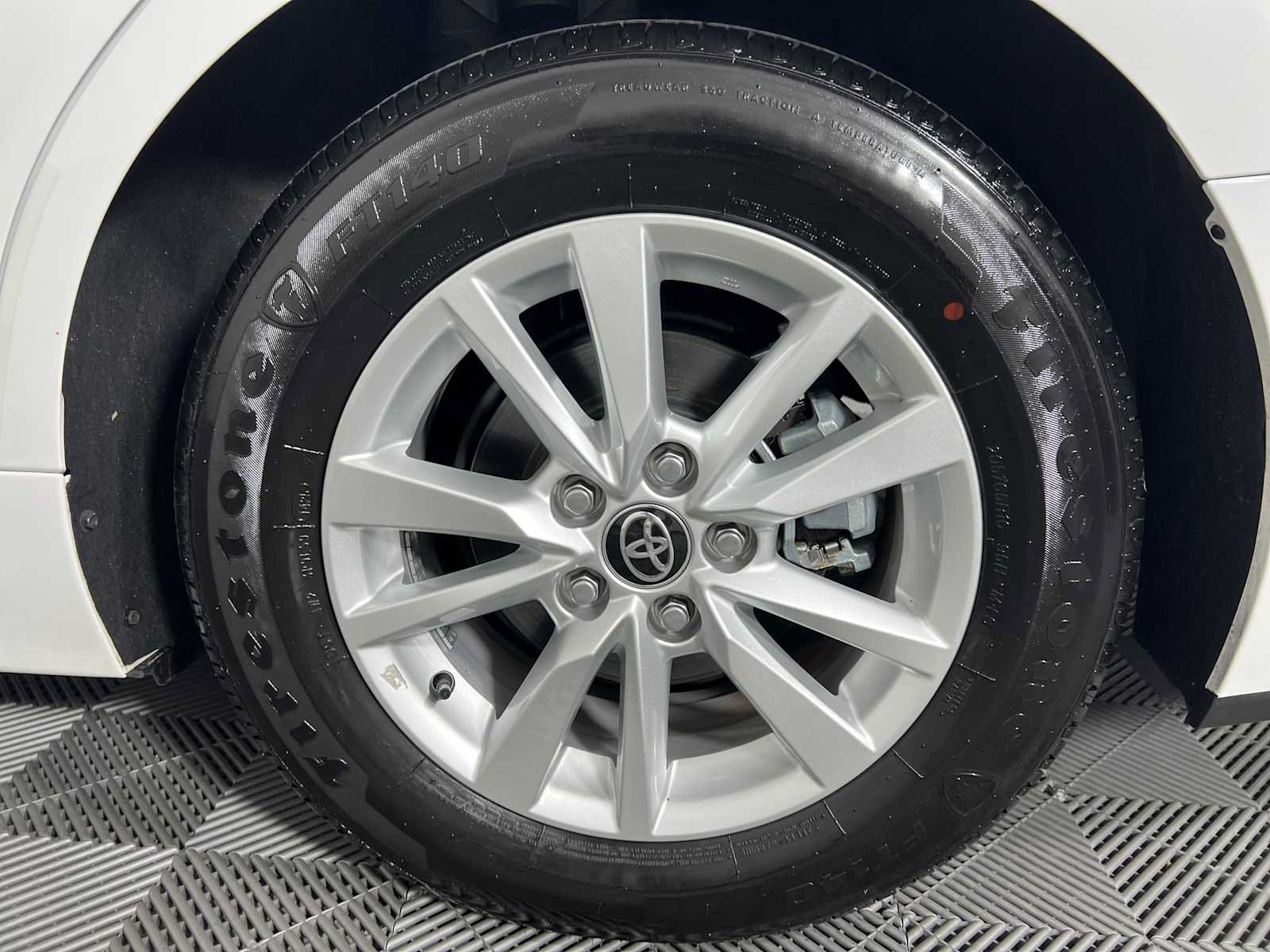 Used 2025 Toyota Camry LE FWD image 17