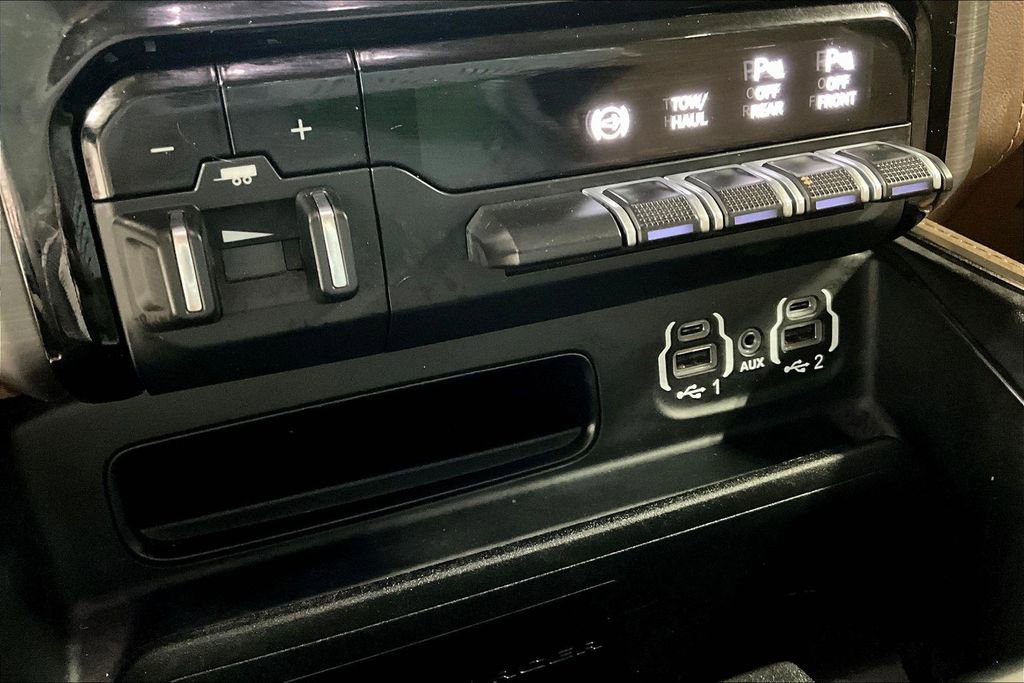 Used 2020 RAM 3500 Limited AWD/4WD image 30