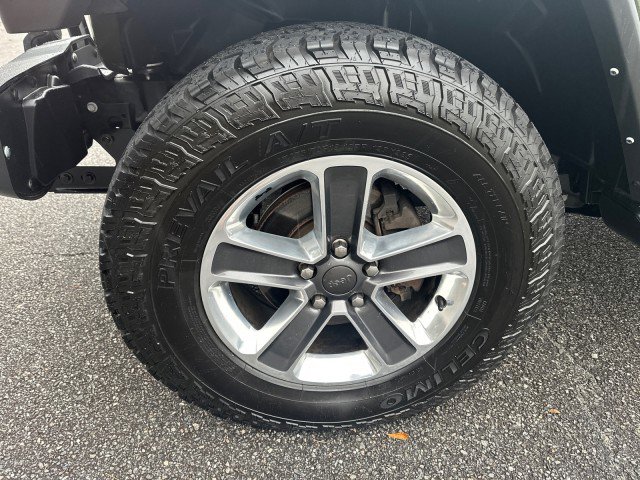 Used 2021 Jeep Wrangler Unlimited Sahara w/ Safety Group image 9