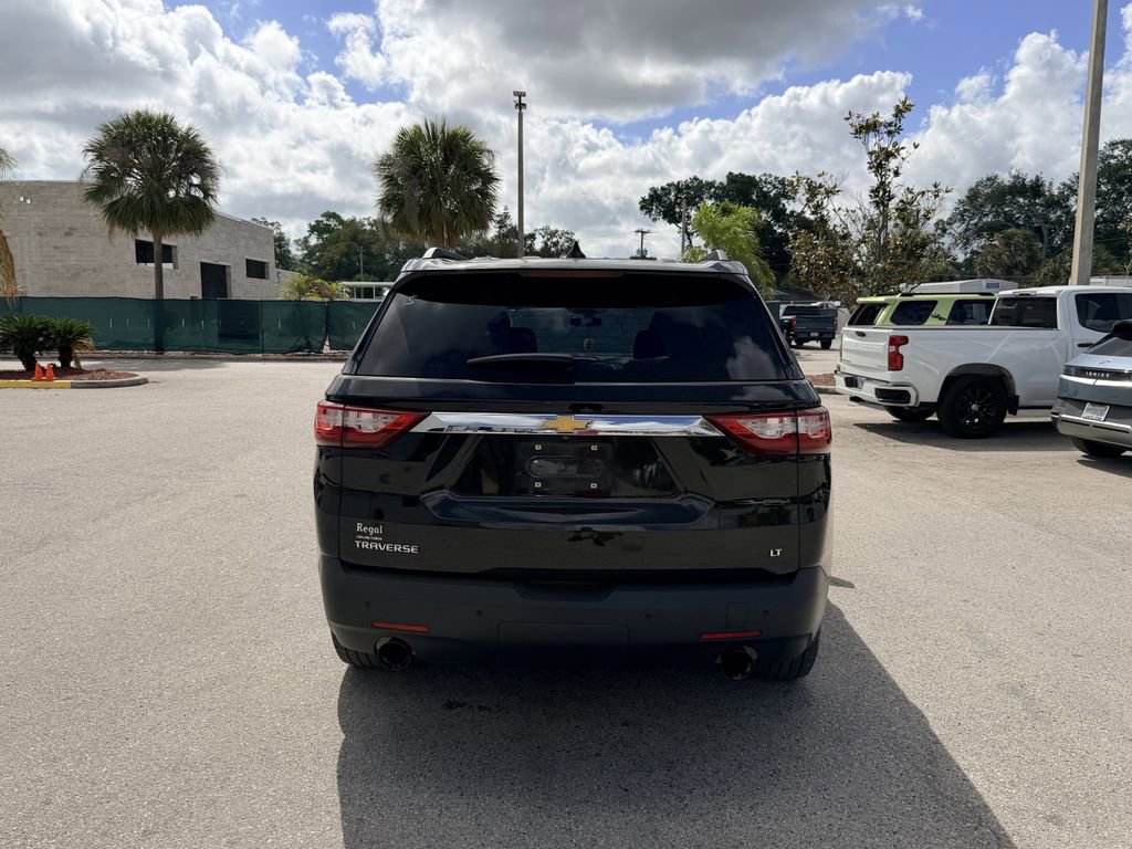 Used 2020 Chevrolet Traverse LT image 6