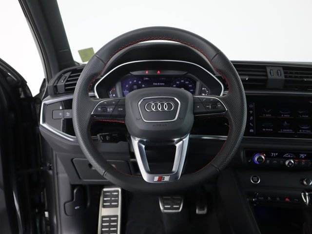 Certified 2025 Audi Q3 2.0T Premium Plus w/ Premium Plus Package image 22