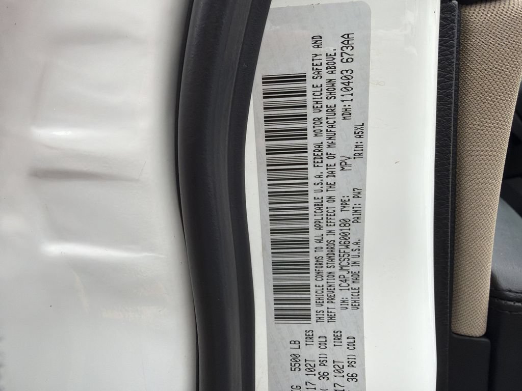 Used 2015 Jeep Cherokee Latitude AWD/4WD image 29