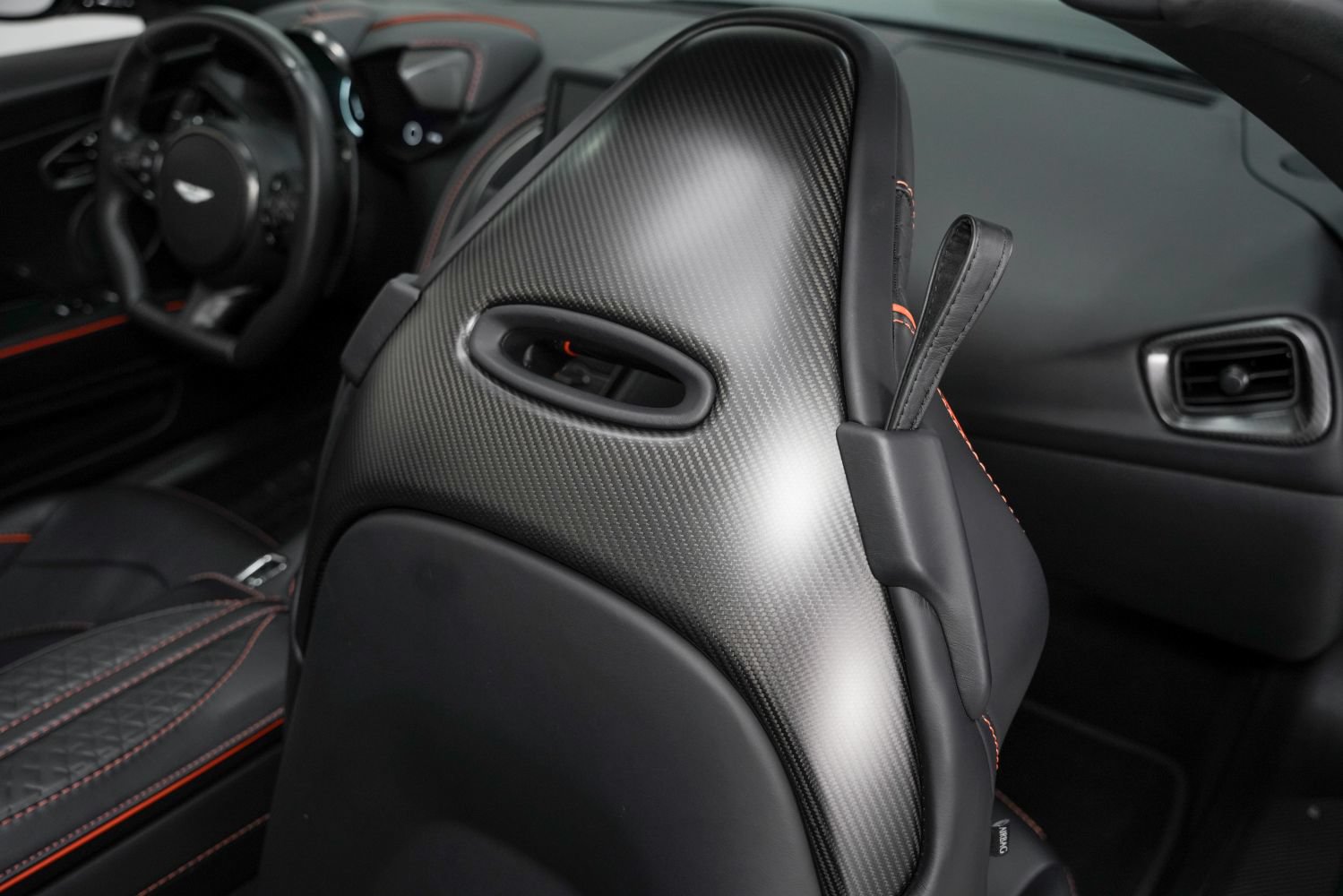 Used 2022 Aston Martin DBS Superleggera Volante RWD image 35
