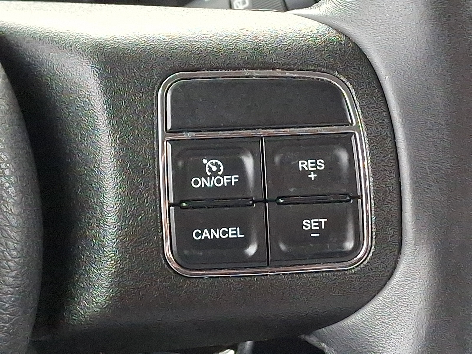 Used 2016 Jeep Patriot High Altitude AWD/4WD image 23